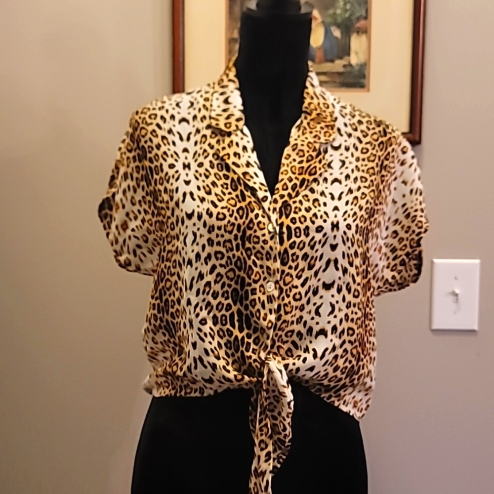 Vintage leopard print blouse